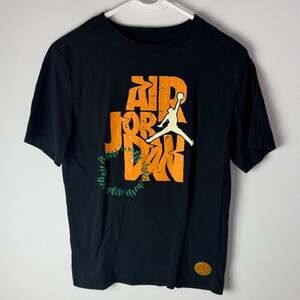 Air Jordan Tee Shirt - Boy's XL